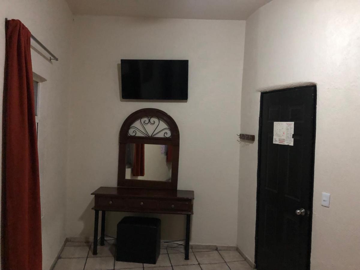 Hotel Vigo Guadalajara Extérieur photo
