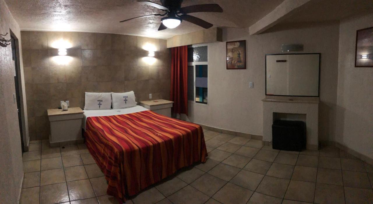 Hotel Vigo Guadalajara Extérieur photo